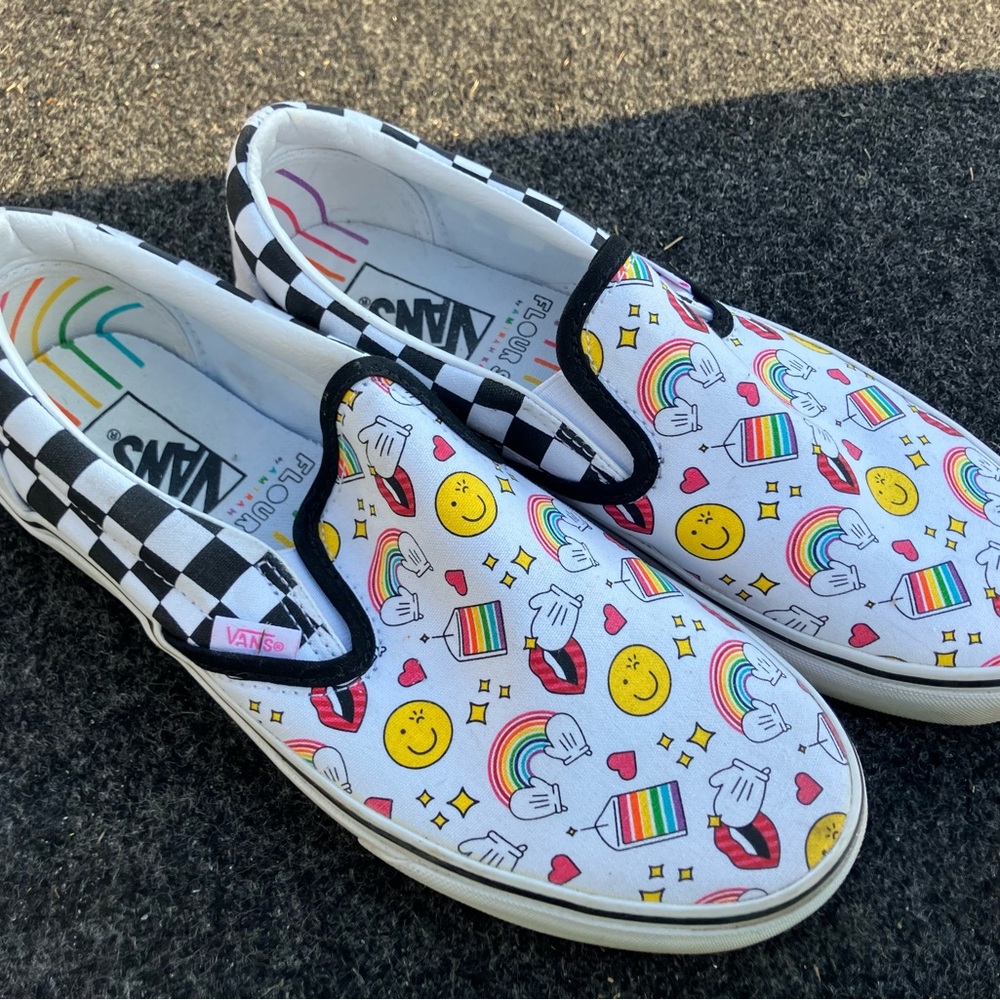 Vans Slip-On Shoes - Colorful Pattern men 7.5 women 9